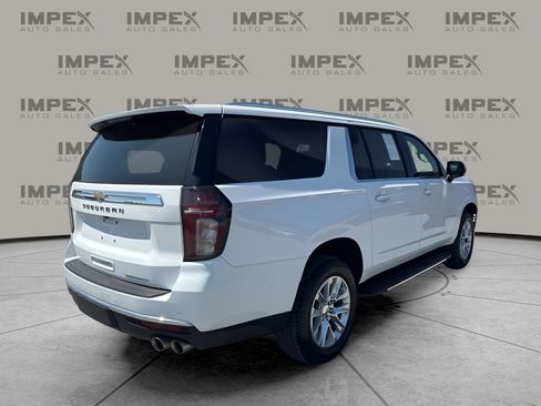 Used 2023 Chevrolet Suburban Premier AWD/4WD image 5