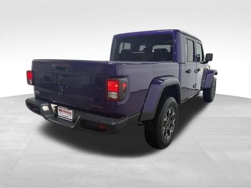 New 2026 Jeep Gladiator Sahara image 6