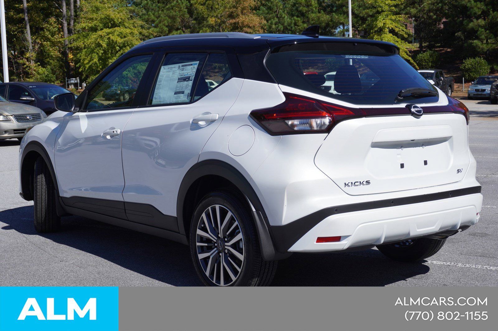 Used 2024 Nissan Kicks SV FWD image 5