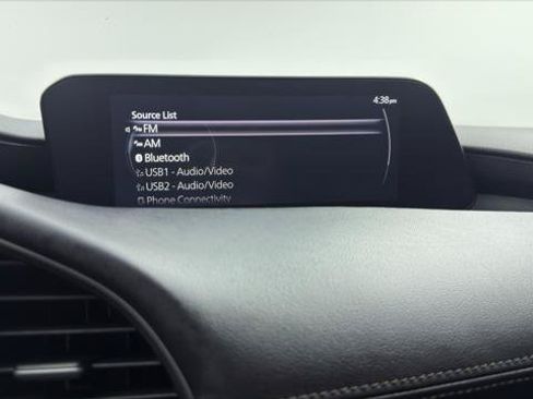 Used 2024 MAZDA MAZDA3 s FWD image 25