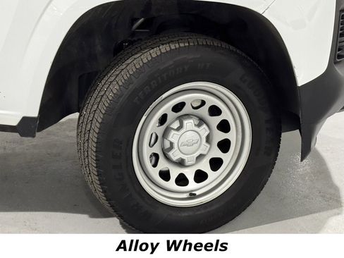 Used 2023 Chevrolet Colorado W/T image 14