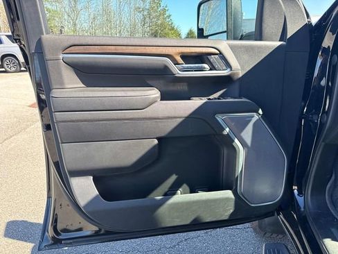 Used 2024 Chevrolet Silverado 2500 High Country w/ Technology Package image 26