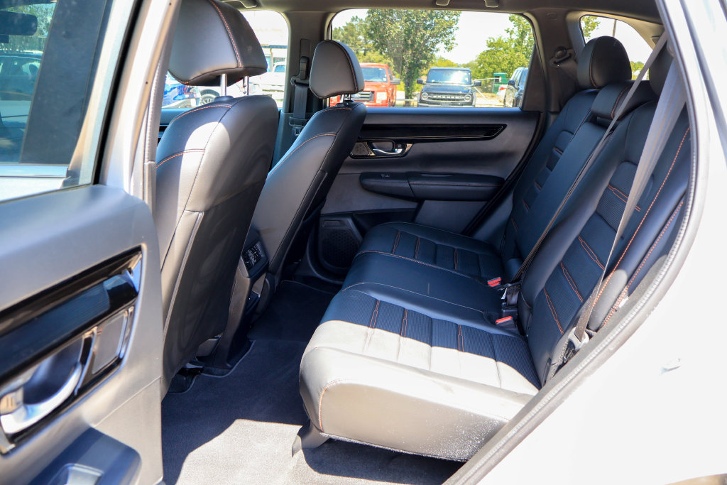 Used 2025 Honda CR-V Sport Touring image 9