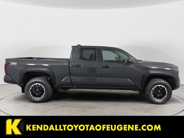 Used 2024 Toyota Tacoma TRD Off-Road AWD/4WD image 4
