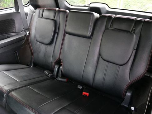 Used 2020 Dodge Grand Caravan GT image 14