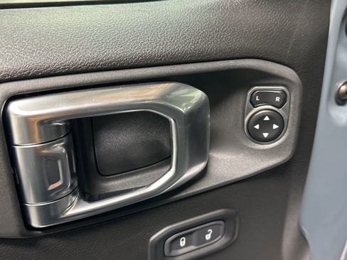 New 2025 Jeep Wrangler Unlimited Sport image 7