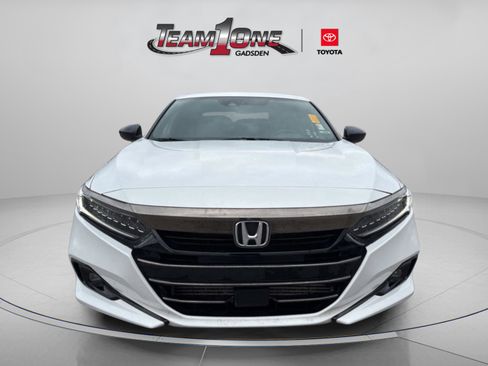 Used 2021 Honda Accord Sport image 4
