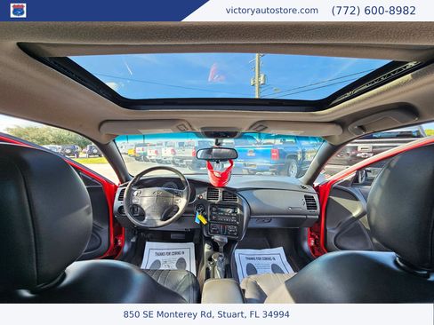 Used 2004 Chevrolet Monte Carlo SS w/ Dale Earnhardt Jr. Package FWD image 2