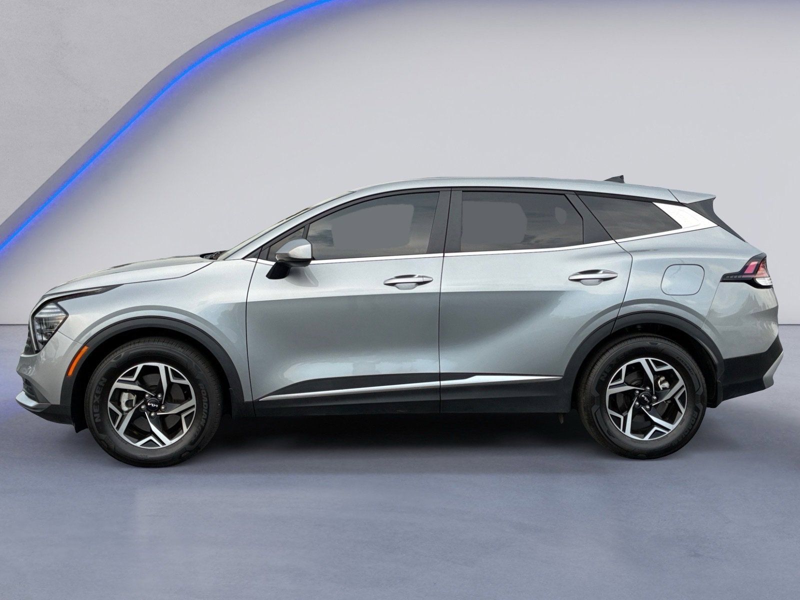 Used 2024 Kia Sportage LX FWD image 7