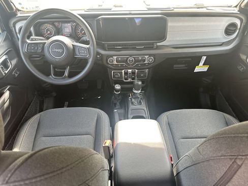 New 2026 Jeep Gladiator Sport AWD/4WD image 22
