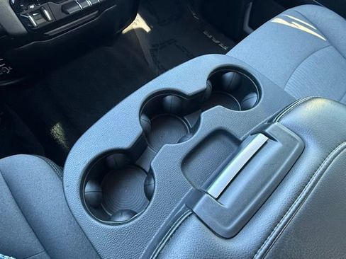 Used 2019 RAM 2500 Big Horn image 38