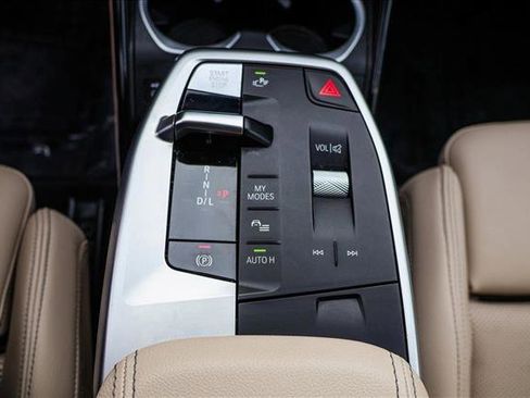 Used 2023 BMW X1 xDrive28i w/ Premium Package image 21