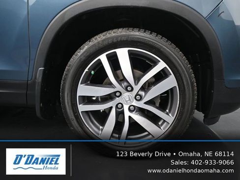 Used 2017 Honda Pilot Touring image 49