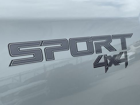 Used 2024 Ford Ranger XLT w/ Equipment Group 301A High AWD/4WD image 9