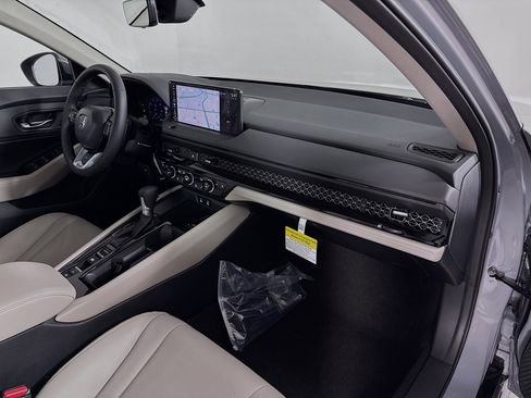 New 2025 Honda Accord Touring image 36