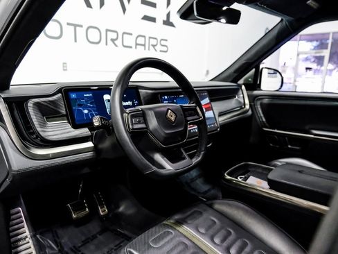 Used 2023 Rivian R1S Adventure image 3