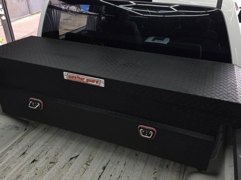 Used 2018 Chevrolet Silverado 1500 LT w/ LT Convenience Package image 19