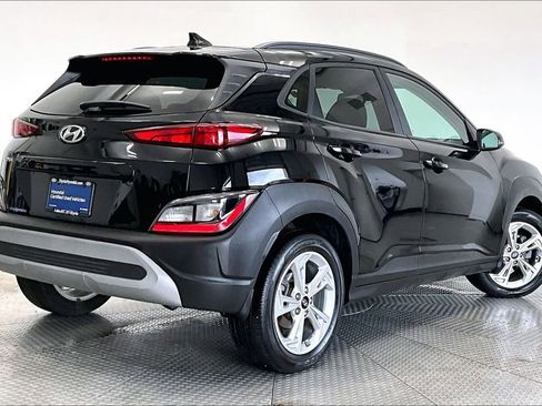 Used 2023 Hyundai Kona SEL image 2