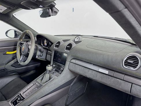 Used 2025 Porsche 718 Cayman GT4 RS w/ Weissach Package image 26