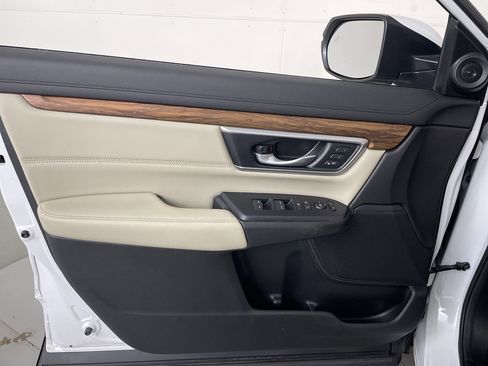 Used 2021 Honda CR-V Touring image 10