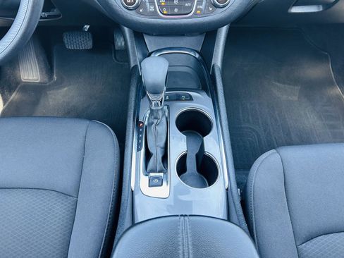 Used 2024 Chevrolet Malibu LT FWD image 20