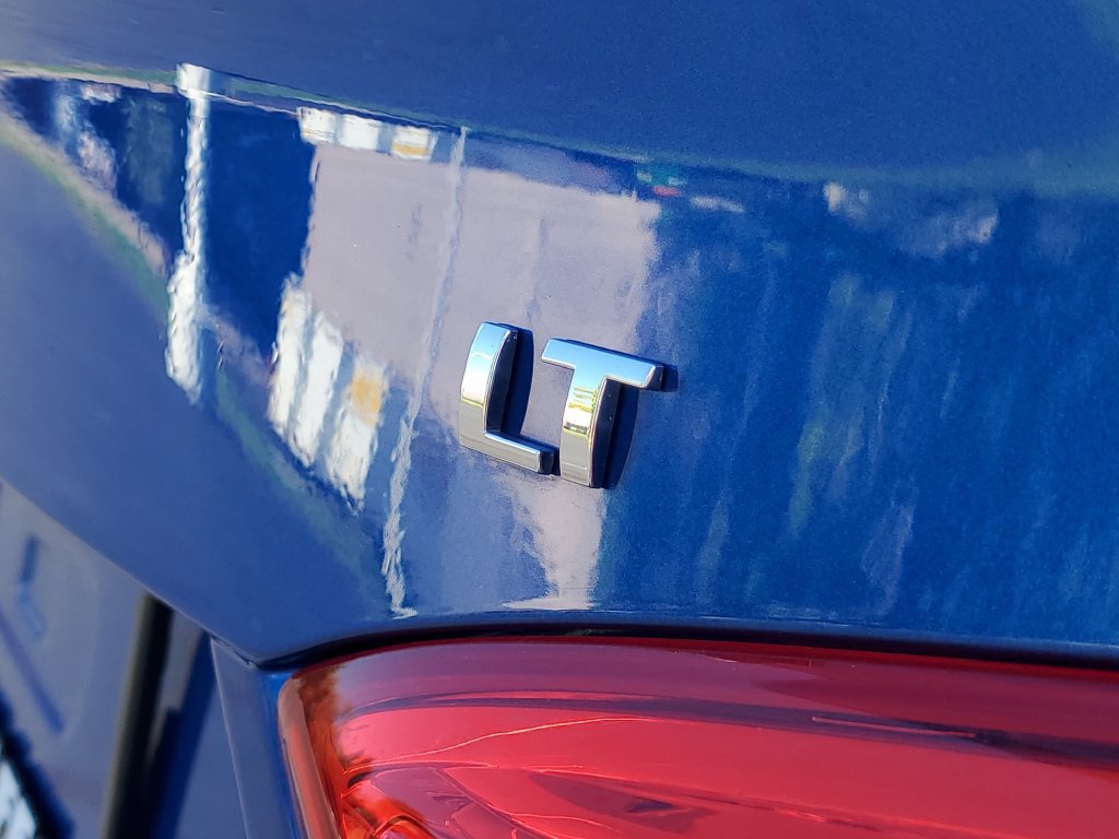 Used 2017 Chevrolet Cruze LT w/ LT True North Edition FWD image 34