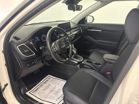 Used 2023 Kia Seltos EX AWD/4WD image 24