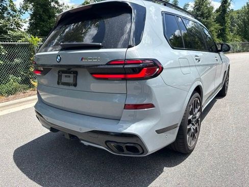 Used 2025 BMW X7 M60i AWD/4WD image 5