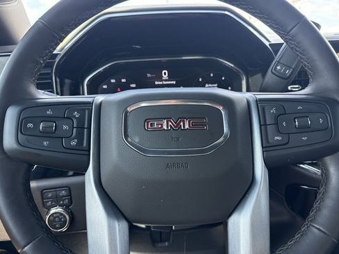 Used 2024 GMC Sierra 1500 SLT AWD/4WD image 24