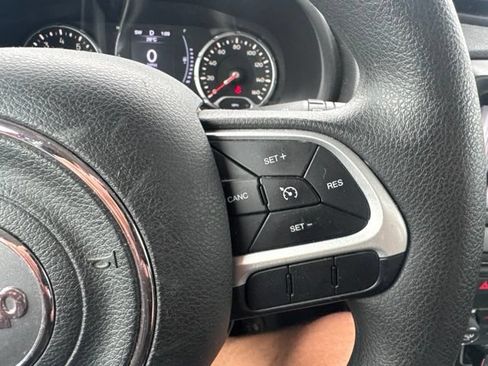 Used 2018 Jeep Renegade Sport w/ Power & Air Group AWD/4WD image 15