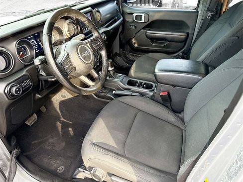 Used 2022 Jeep Gladiator Sport image 59