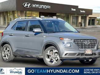 Certified 2025 Hyundai Venue SEL video 1