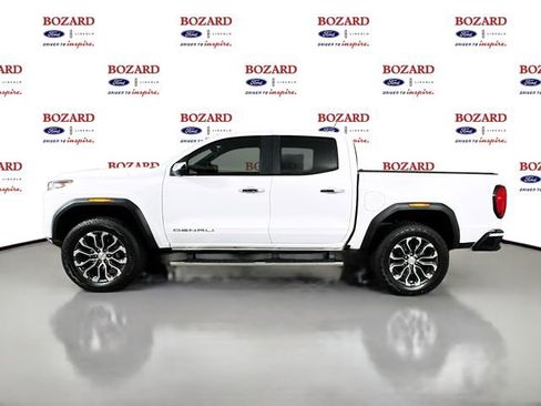 Used 2024 GMC Canyon Denali image 5