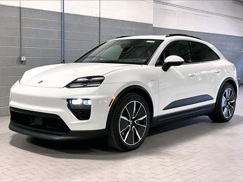 New 2025 Porsche Macan 4 Electric image 1
