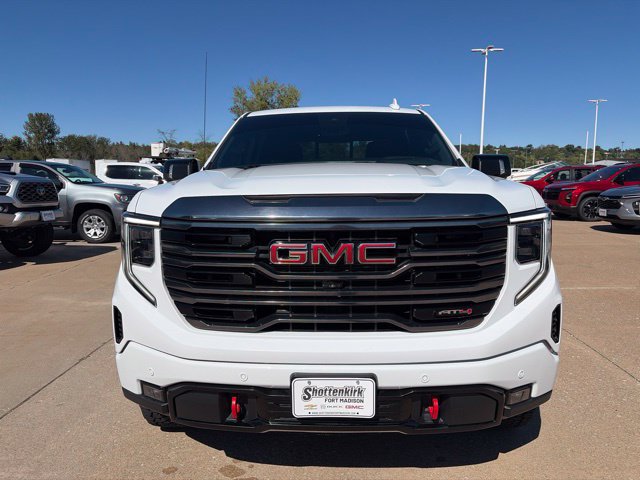 Used 2023 GMC Sierra 1500 AT4 w/ Technology Package AWD/4WD image 9