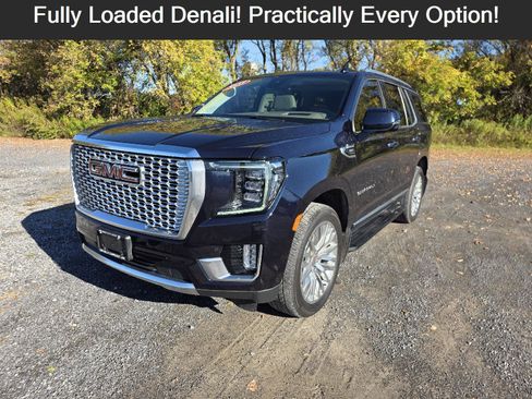 Used 2023 GMC Yukon Denali w/ Advanced Technology Package image 1