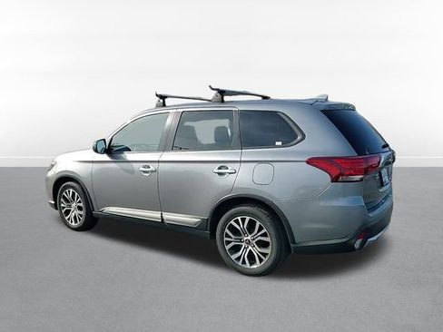 Used 2018 Mitsubishi Outlander ES image 5