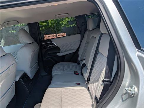 Used 2024 Mitsubishi Outlander SEL AWD/4WD image 27