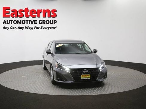 Used 2024 Nissan Altima 2.5 S FWD image 50