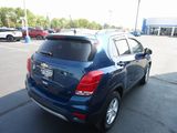 Used 2020 Chevrolet Trax LT w/ LT Convenience Package image 5