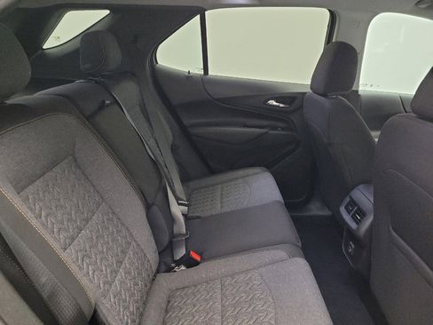 Used 2022 Chevrolet Equinox LT FWD image 19