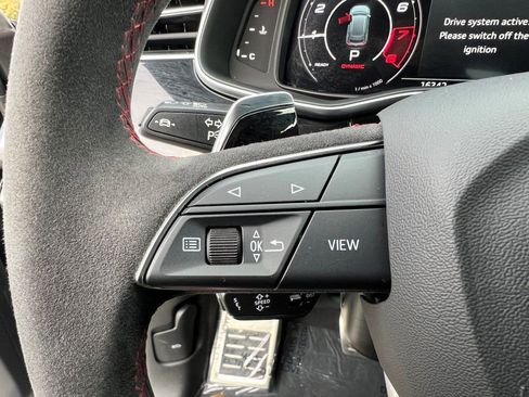 Certified 2024 Audi RS Q8 image 26