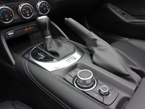 New 2025 MAZDA MX-5 Miata RF Grand Touring image 11