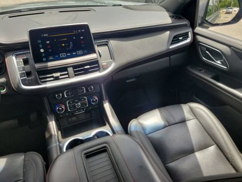 Certified 2022 Chevrolet Suburban RST w/ Luxury Package RWD image 13