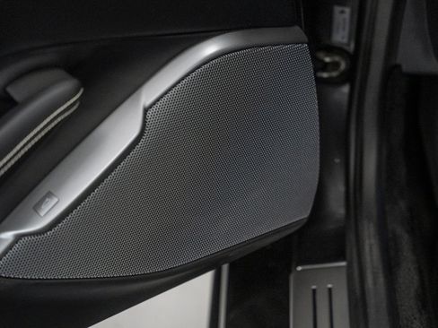 Used 2020 Ferrari Portofino RWD image 27