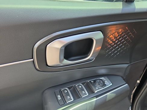 New 2026 Kia Sorento S w/ S Panoramic Sunroof Package FWD image 18