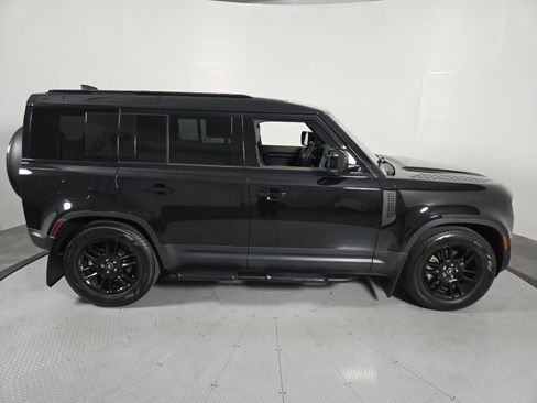 Used 2025 Land Rover Defender 110 S AWD/4WD image 6