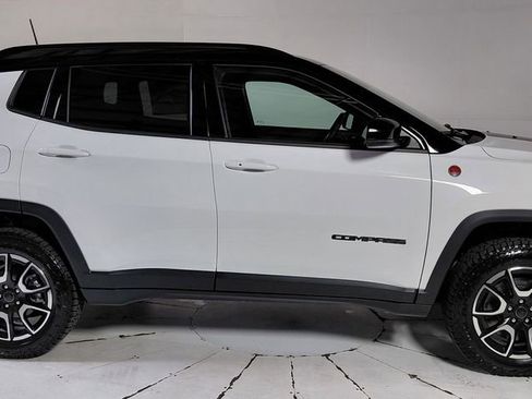 New 2026 Jeep Compass Trailhawk AWD/4WD image 8