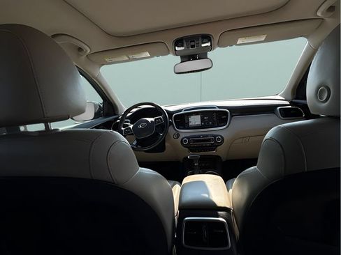 Used 2019 Kia Sorento EX w/ EX Touring Package FWD image 23