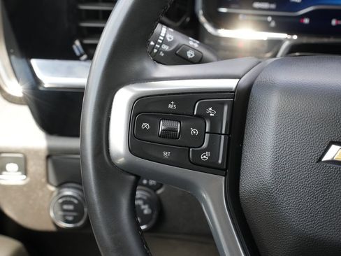 Used 2025 Chevrolet Silverado 1500 LT RWD image 7